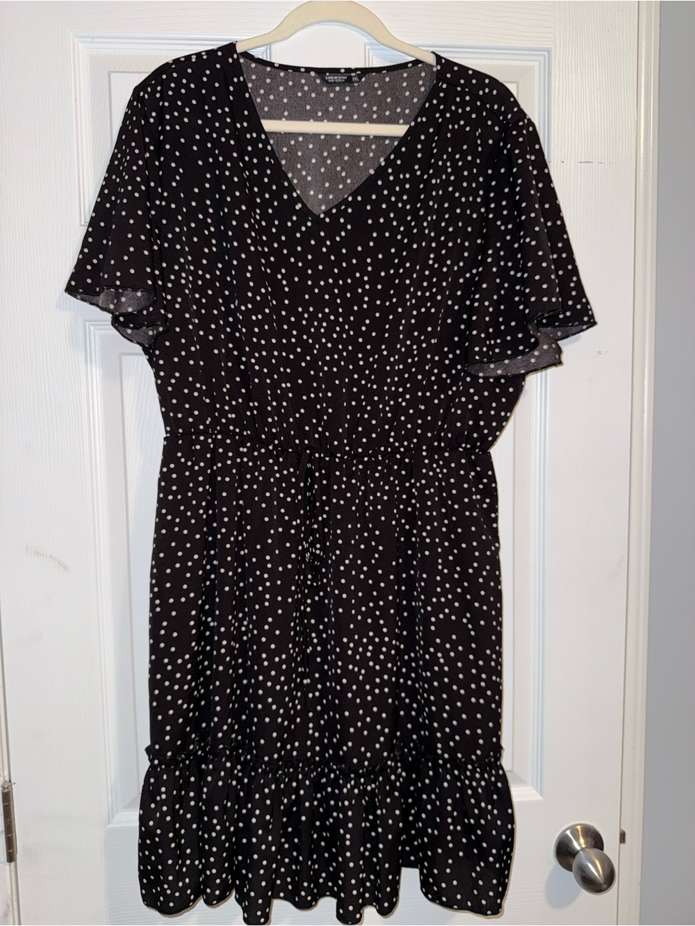 SHEIN Curve Size 2XL Black with White Polka Dots Dress
